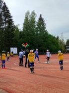 D-poikien sisäpeli oli tukossa ensimmäisen jakson, mutta peli-ilme muuttui toiselle jaksolle.