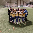 Kumurin D-tytöt pääsivät paukkupakkasten keskellä hallipeleihin Turun Impivaarassa. 