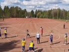 Kumurin miehet pelaavat tänä kesänä ensi kertaa maakuntasarjaa. Tänään Varilan peli kiinnosti, sillä katsojia oli yli 70. 