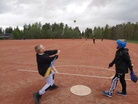 Lyöntitalkoot on hyvin suosittu kevätttapahtuma.