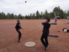 Lyömässä oli Kumurin junnujen lisäksi muitakin asiasta innostuneita lapsia.