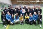 Yhteiskuvassa Manse PP:n naisten Superpesisjoukkue ja Sastamalan Kumurin D-tyttöjoukkue!