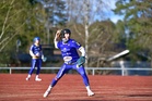 Helmi Yli-Houhala löi tänään Ikaalisissa kunnarin ja viisi juoksua. Kuva on kevään C-tyttöjen kotiottelusta.