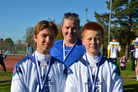 Taito Aoki (vas), Senja Hakkarainen ja Johannes Laaninen (oik) Mynämäellä ottelun jälkeen
